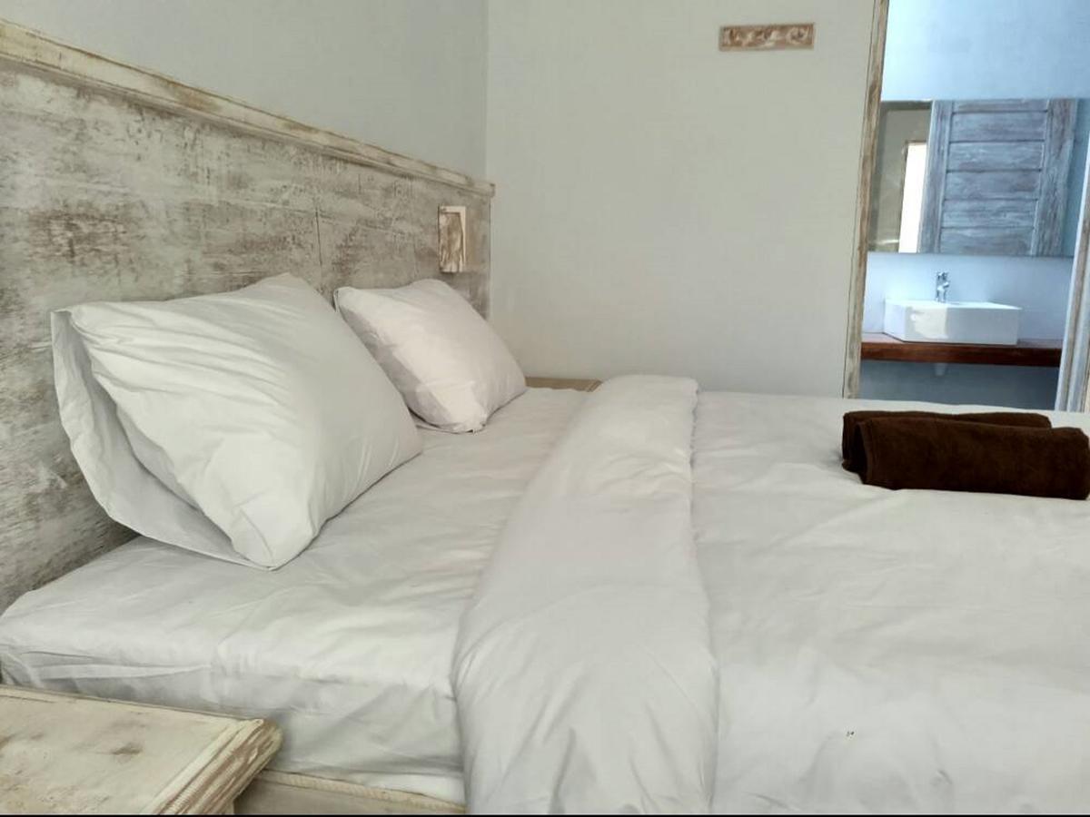 Atlas Gili Party Hostel Джили Трауанган Екстериор снимка